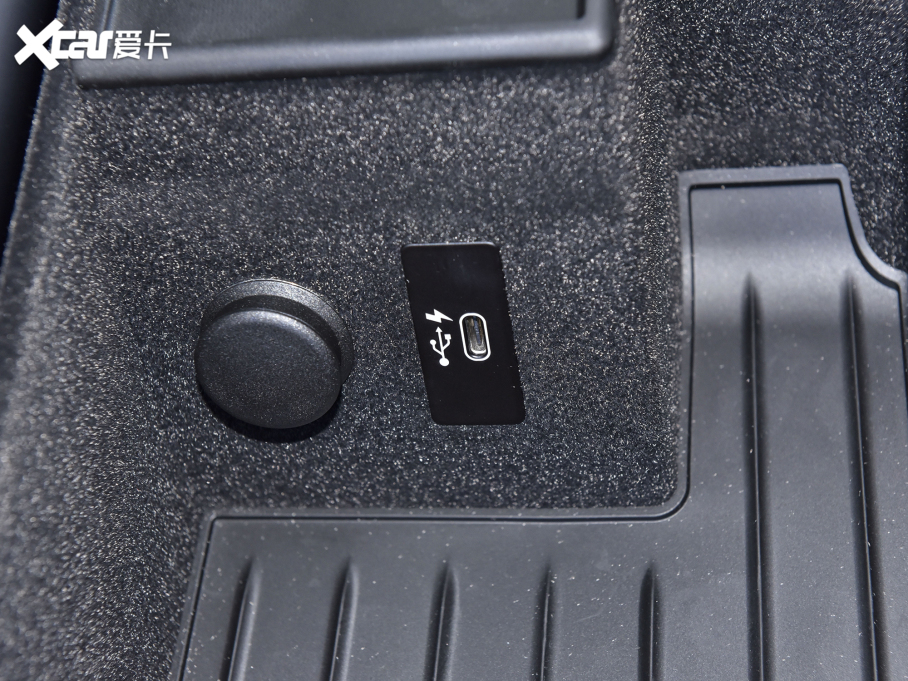 2021R7ϵ 740Li I(lng) M\(yn)(dng)b