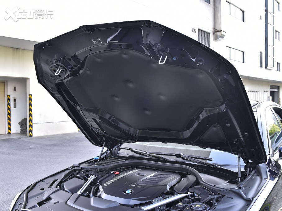 2021R7ϵ 740Li I M\b