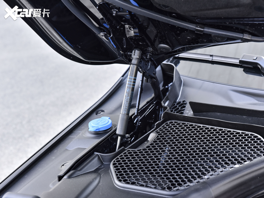 2021R7ϵ 740Li I M\b