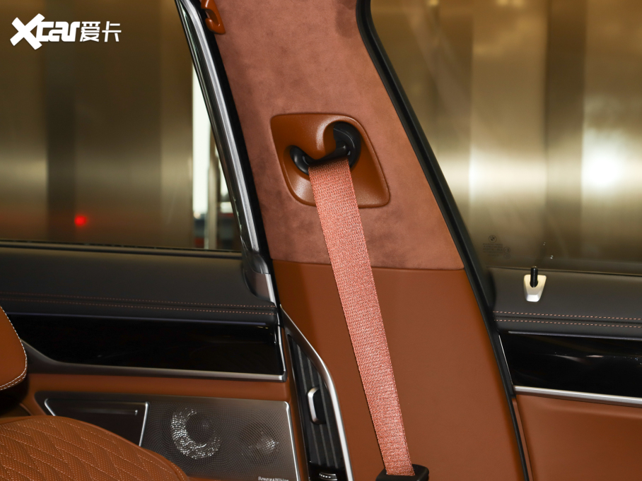 2021��R7ϵ 740Li xDrive ������ M�\�����b