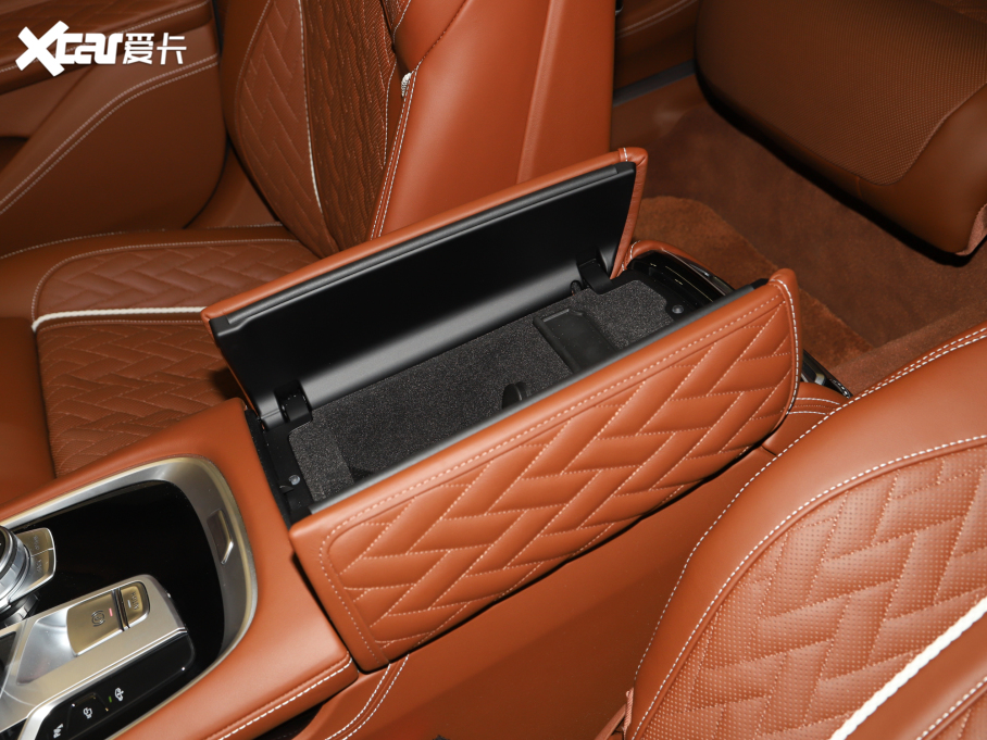 2021��R7ϵ 740Li xDrive ������ M�\�����b