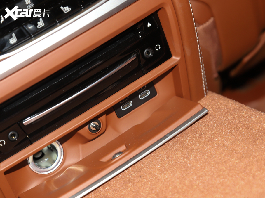 2021R7ϵ 740Li xDrive  M\(yn)(dng)b