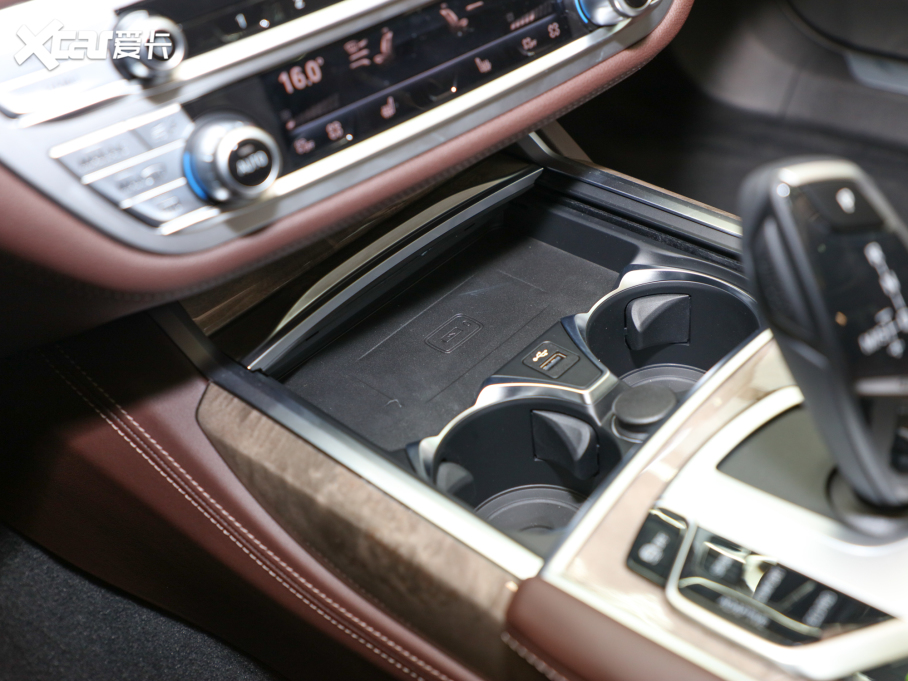 2021R7ϵ 740Li I(lng) Ab