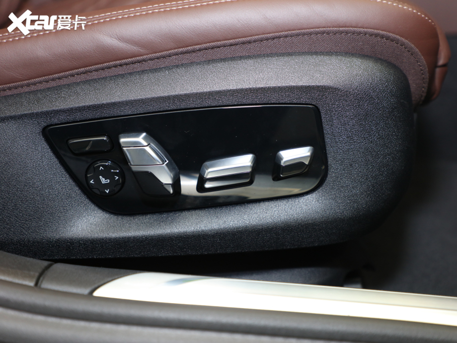 2021R7ϵ 740Li I(lng) Ab