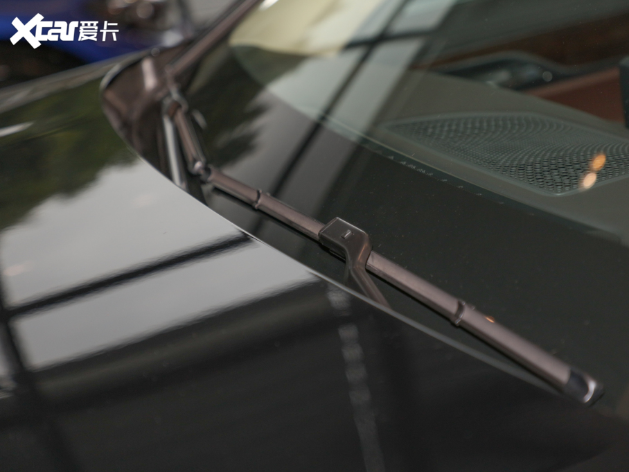 2021R7ϵ 740Li  Ab