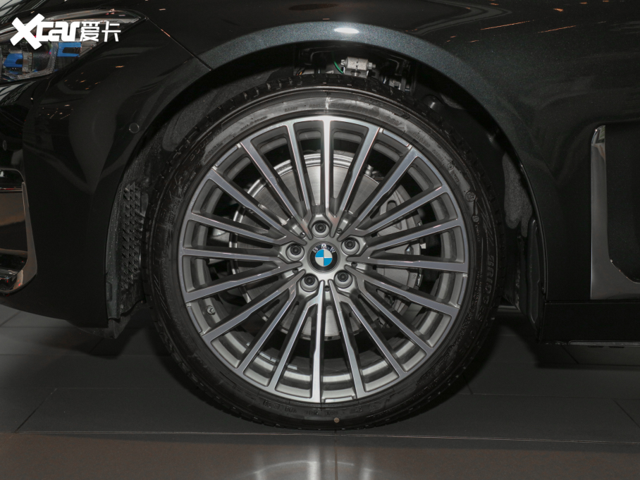 2021R7ϵ 740Li  Ab