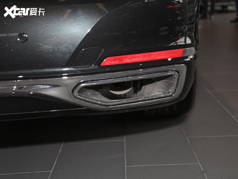 2021R7ϵ 740Li  Ab