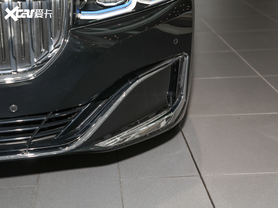 2021R7ϵ 740Li  Ab