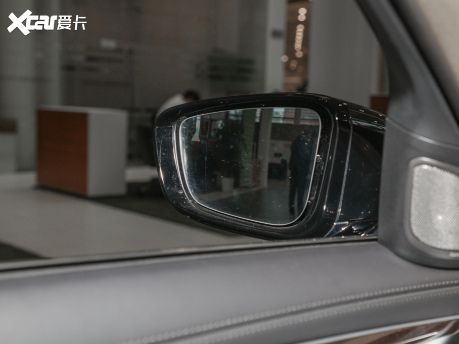 2021R7ϵ 740Li  Ab