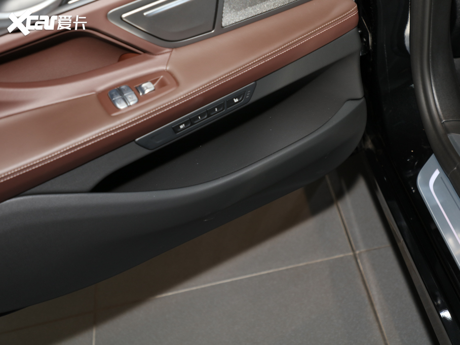 2021R7ϵ 740Li  Ab