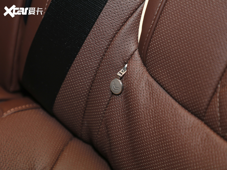 2021R7ϵ 740Li  Ab