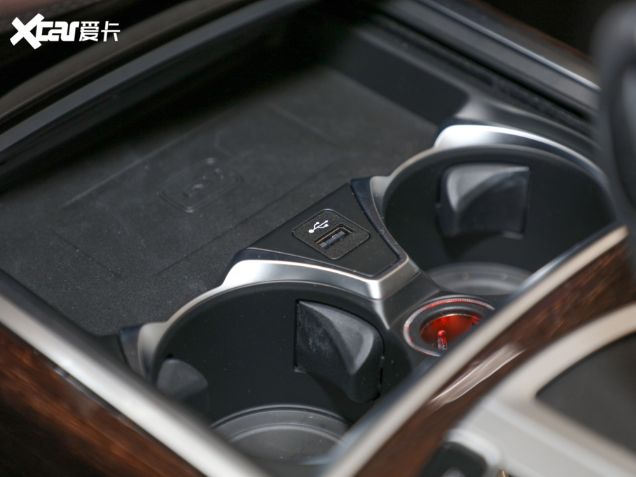 2021��R7ϵ 740Li ������ ���A���b