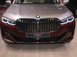 2021M760Li xDrive V12 ҫӰ؄e ^