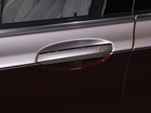 2021M760Li xDrive V12 ҫӰ؄e ^