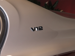 2021M760Li xDrive V12 ҫӰ؄e (ji)^