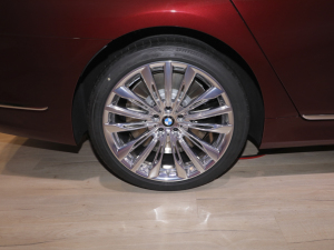 2021M760Li xDrive V12 ҫӰ؄e (ji)^