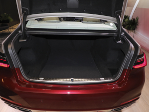 2021M760Li xDrive V12 ҫӰ؄e g