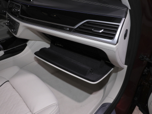 2021M760Li xDrive V12 ҫӰ؄e g