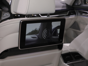 2021M760Li xDrive V12 ҫӰ؄e п؅^