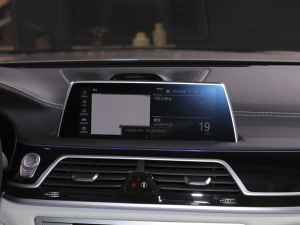 2021M760Li xDrive V12 ҫӰ؄e п؅^