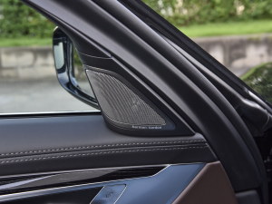 2021740Li I M\b п؅^