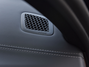 2021740Li I M\b п؅^