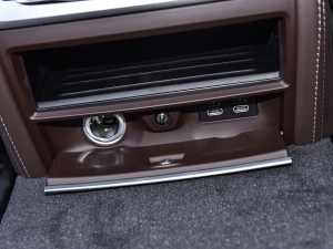 2021740Li I M\b п؅^