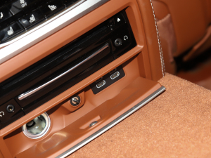 2021740Li xDrive  M\b g