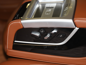 2021740Li xDrive  M\b g