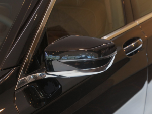 2021740Li xDrive  Ab ^