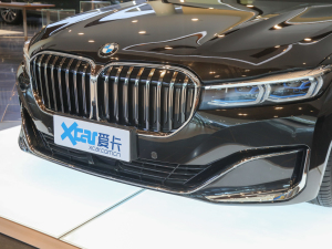 2021740Li xDrive  Ab ^