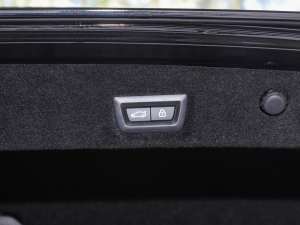 2021740Li xDrive  Ab g