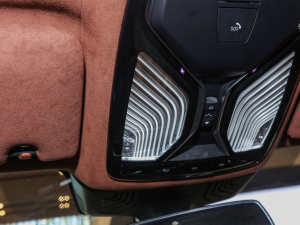 2021740Li xDrive  Ab п؅^