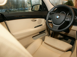 2010550i A g