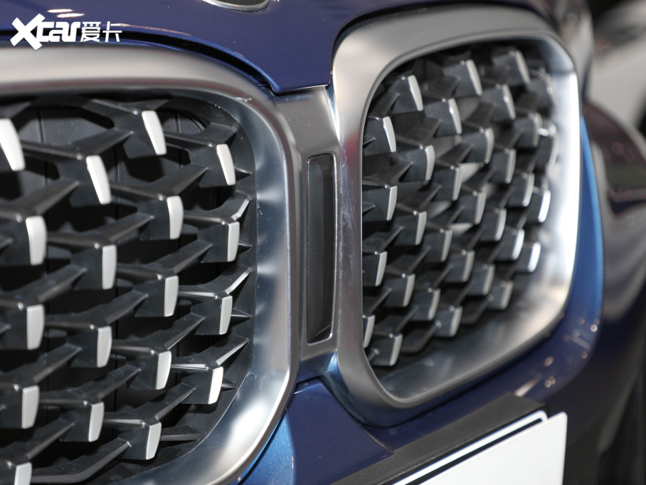 2022RX4 xDrive 25i M\b