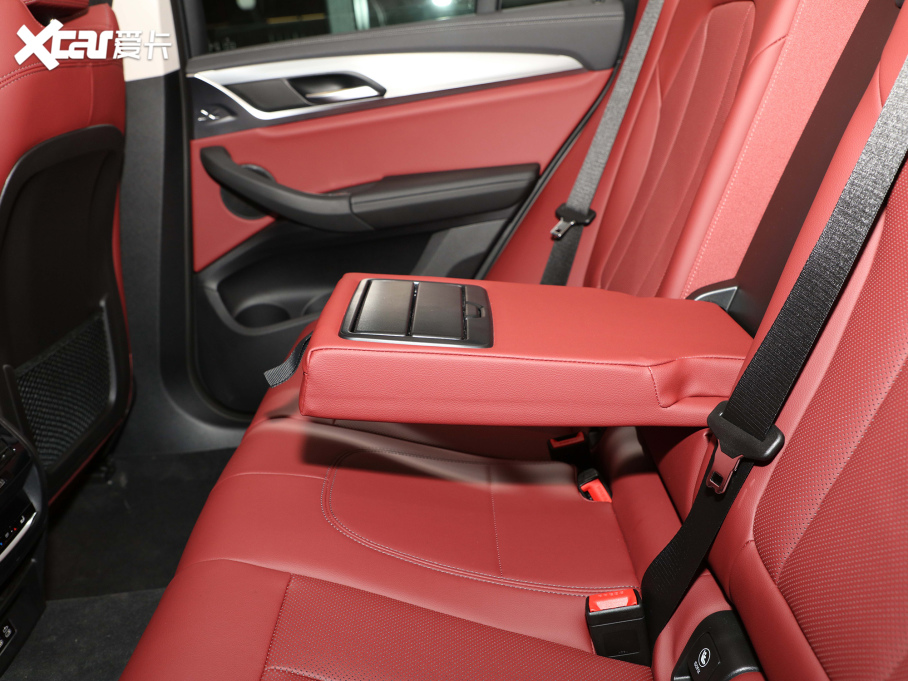 2022RX4 xDrive 25i M\b