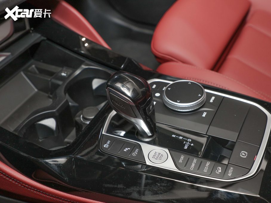 2022��RX4 xDrive 25i M�\�����b