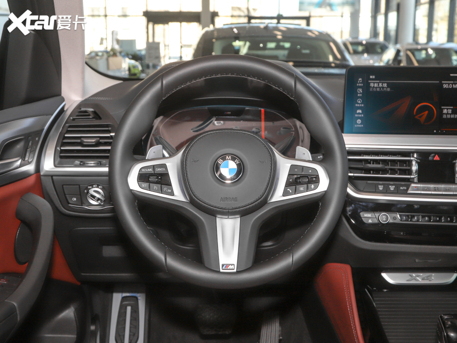 2022��RX4 xDrive 30i M�\�����b