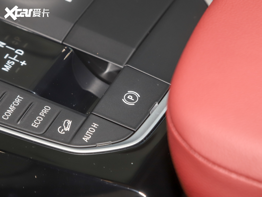 2022RX4 xDrive 30i M\b