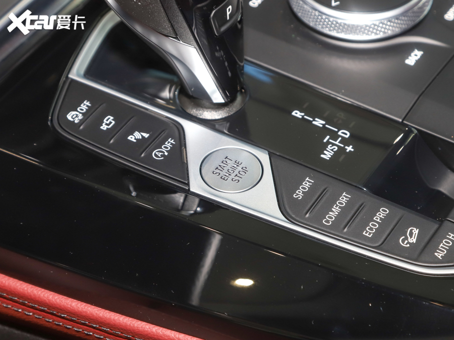 2022RX4 xDrive 30i M\(yn)(dng)b