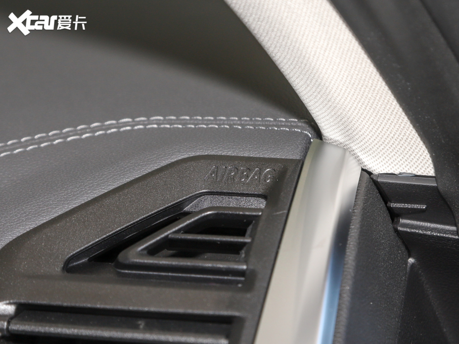 2022RX4 xDrive 30i M\b