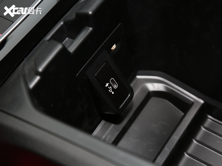 2022RX4 xDrive 30i M\b