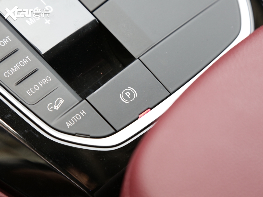 2022��RX4 xDrive 30i M�\(y��n)��(d��ng)���b