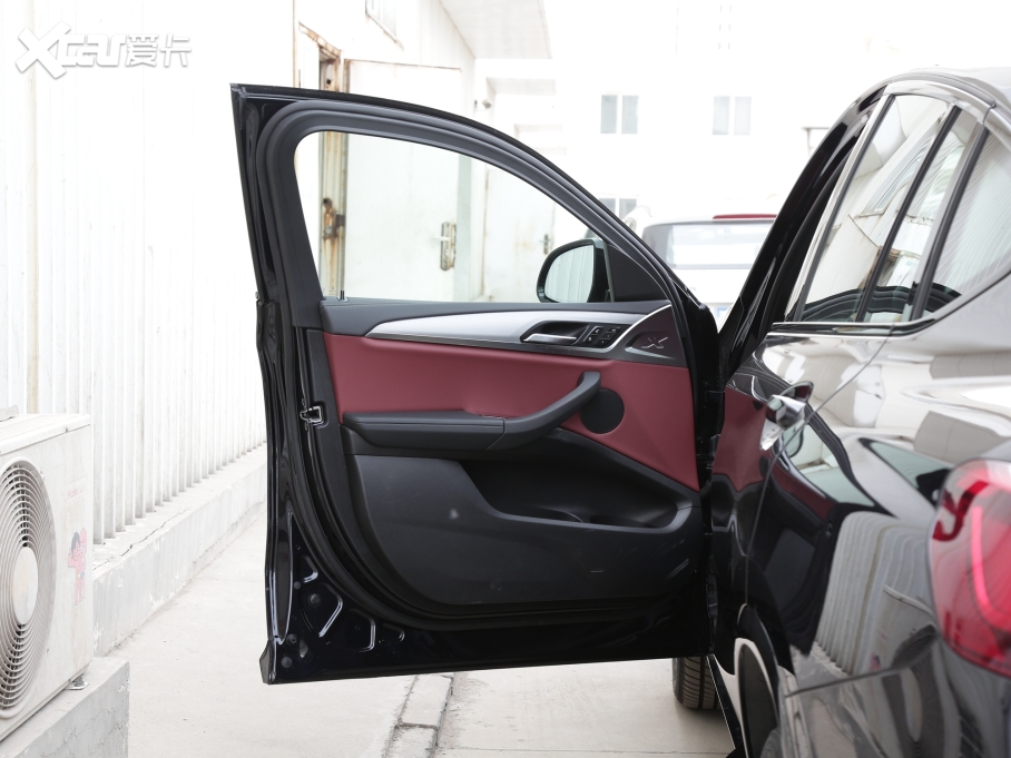 2022RX4 xDrive 30i M\b