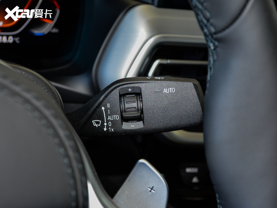 2022RX4 xDrive 25i M\(yn)(dng)b