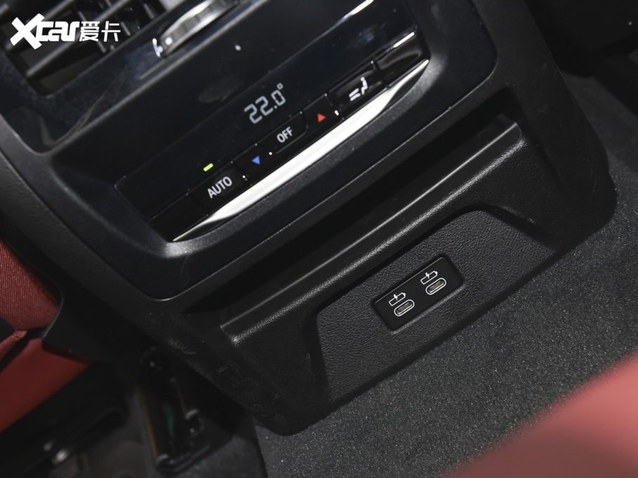 2022RX4 Ŀ xDrive 30i M\ҹb