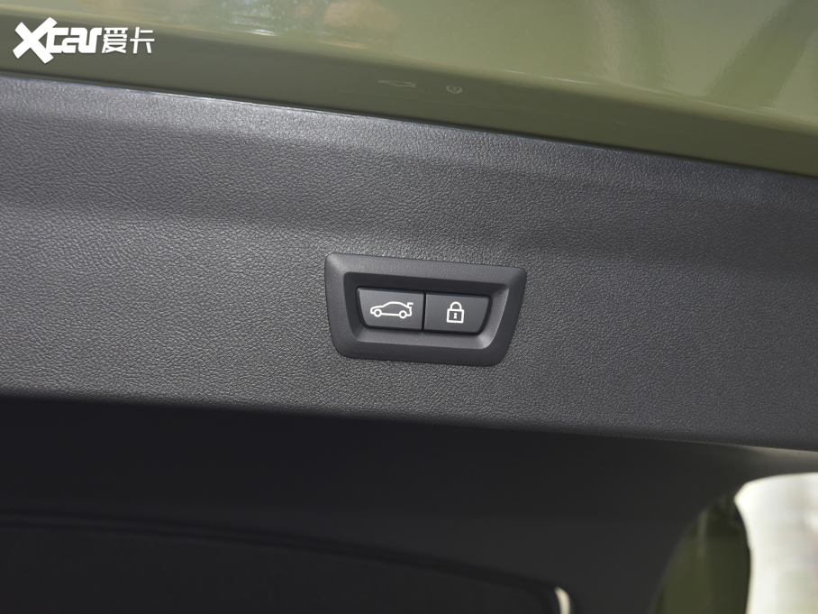 2022RX4 Ŀ xDrive 30i M\ҹb