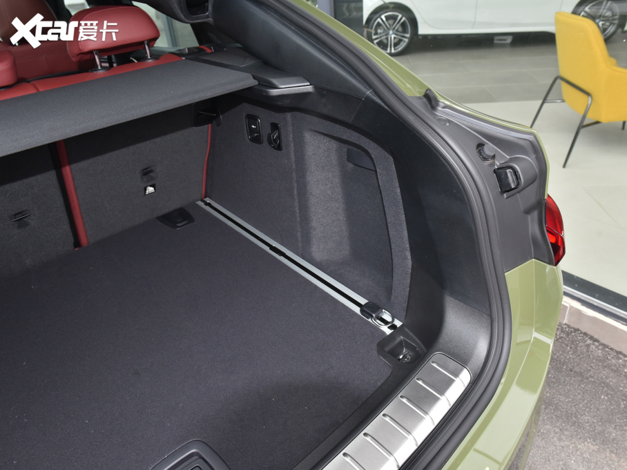 2022RX4 Ŀ xDrive 30i M\ҹb