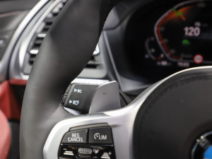 2022xDrive 30i M\ҹb п؅^