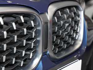 2022xDrive 25i M\b ^